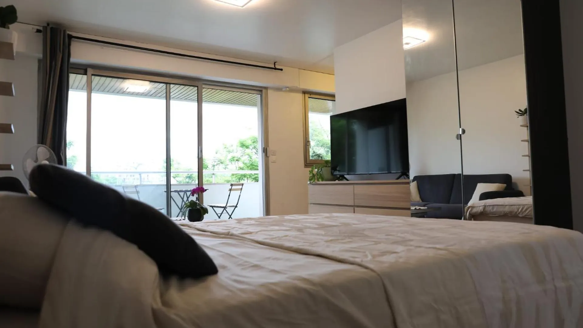 Magnifique Studio Emplacement Premium location